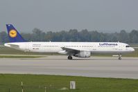 D-AISC @ EDDM - Lufthansa - by Maximilian Gruber
