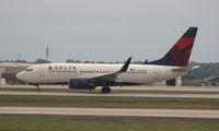 N305DQ @ ATL - Delta 737-700 - by Florida Metal