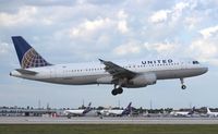 N402UA @ MIA - United A320 - by Florida Metal