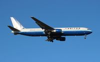 N642UA @ MCO - United 767-300 - by Florida Metal