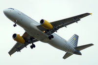 EC-LRE @ EGLL - Airbus A320-232 [1914] (Vueling Airlines) Home~G 29/06/2012. On approach 27R. - by Ray Barber