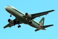 EI-DSF @ EGLL - Airbus A320-216 [3080] (Alitalia) Home~G 19/08/2014. On approach 27R. - by Ray Barber