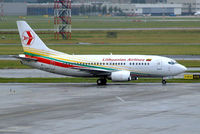 LY-AZY @ EHAM - Boeing 737-548 [26287] (Lithuanian Airlines) Amsterdam-Schiphol~PH 10/08/2006 - by Ray Barber
