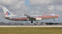 N925AN @ MIA - American 737-800 - by Florida Metal