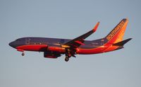 N927WN @ TPA - Southwest 737-700 - by Florida Metal