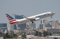 N932NN @ FLL - American 737-800 - by Florida Metal