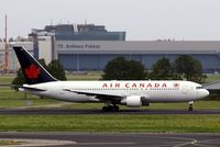 C-FBEF @ EHAM - Boeing 767-233ER [24323] (Air Canada) Amsterdam-Schiphol~PH 10/08/2006 - by Ray Barber