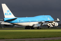PH-BFS @ EHAM - KLM B747 - by Thomas Ranner