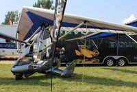 N331Z @ KOSH - Evolution Trikes Revo