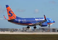 N715SY @ MIA - Sun Country 737-700 - by Florida Metal