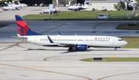 N3749D @ FLL - Delta 737-900 - by Florida Metal