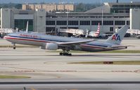 N758AN @ MIA - American 777-200