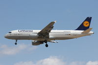 D-AIZH @ LMML - A320 D-AIZH Lufthansa - by Raymond Zammit