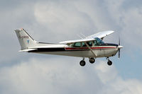 C-GSDD @ KLAL - Cessna 172P Skyhawk [172-75999] Lakeland-Linder~N 16/04/2010 - by Ray Barber