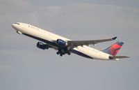 N803NW @ DTW - Delta - by Florida Metal