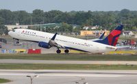 N804DN @ DTW - Delta 737-900 - by Florida Metal