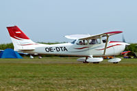 OE-DTA @ EDMT - R/Cessna F.172L Skyhawk [0857] Tannheim~D 24/08/2013 - by Ray Barber