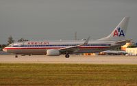 N904NN @ MIA - American 737-800 - by Florida Metal