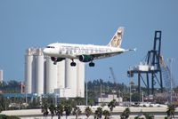 N941FR @ FLL - Lobo the Gray Wolf Frontier - by Florida Metal