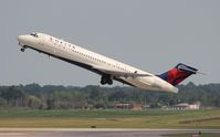 N995AT @ DTW - Delta 717 - by Florida Metal
