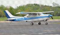 N732JE @ KDAN - 1976 Cessna T210L in Danville Va. - by Richard T Davis