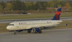 N360NW @ KMSP - Taxiing for departure at MSP - by Todd Royer