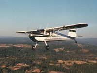 N1945N @ PVF - N1945N was based in Minden NV between '87 and '89. She traversed the Sierras on many camping trips, and made numerous runs to Placerville over Lake Tahoe. She also loved to soar the eastern Sierra on windy days. She left for Juneau AK in late 1989. - by Ken MacFarland