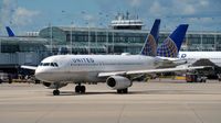 N420UA @ KORD - Taxi O'Hare - by Ronald Barker