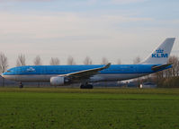 PH-AOK @ AMS - Taxi to the gate of Schiphol Airport - by Willem Göebel