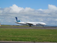 ZK-OKG @ NZAA - landing at akl - by magnaman