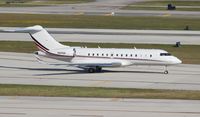 N104QS @ FLL - Net Jets Global 5000 - by Florida Metal