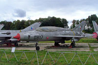 0817 @ LKVY - Mikoyan-Gurevich MiG-21U-400 Fishbed [660817] (Czech Air Force) Vyskov~OK 09/09/2007 - by Ray Barber