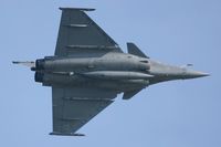 17 @ LFRJ - French Naval Aviation Dassault Rafale M, Break before landing rwy 08, Landivisiau Naval Air Base (LFRJ) - by Yves-Q