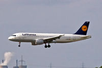 D-AIPU @ EDDL - Airbus A320-211 [0135] (Lufthansa) Dusseldorf~D 15/09/2007 - by Ray Barber