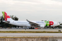 CS-TOM @ MIA - Miami - by Alex Feldstein