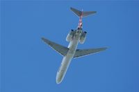 EI-EXA @ LFRB - Boeing 717-2BL, Glide path pattern rwy 07R, Brest-Bretagne Airport (LFRB-BES) - by Yves-Q