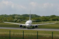 OY-PSE @ LFRB - Boeing 737-809, U-turn rwy 07R, Brest-Bretagne airport 5LFRB-BES) - by Yves-Q