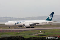 ZK-OKB @ NZAA - Air New Zealand Ltd., Auckland - by Peter Lewis