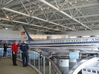 72-7000 - 1972 Boeing VC-137C AIR FORCE ONE, aka 27000, 4 P&W TF-33-PW-102 Turbofans 18,000 lbf st each. At Ronald Reagan Presidential Library and Museum. - by Doug Robertson