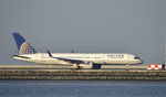 N544UA @ KSFO - Taxiing for departure at SFO - by Todd Royer