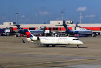 N923EV @ KATL - Taxi Atlanta - by Ronald Barker