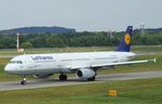 D-AISB @ EGPH - Lufthansa 6EL taxiing to runway 06 for departure to FRA - by Mike stanners