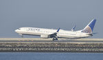 N57439 @ KSFO - Landing at SFO - by Todd Royer