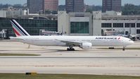 F-GZNI @ MIA - Air France