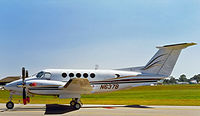 N637B @ KNEW - Beech A200 Super King Air [BC-62] New Orleans-Lakefront~N 11/10/2000 - by Ray Barber