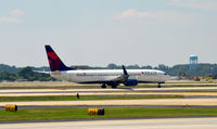 N814DN @ KATL - Takeoff Atlanta - by Ronald Barker