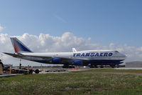 EI-XLH @ MLB - EI-XLH  of Transaero at ramp of Melbourne int. FL. - by Jack Poelstra