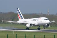 F-GUGN @ LFRB - Airbus A318-111, Landing rwy 07R, Brest-Bretagne airport (LFRB-BES) - by Yves-Q