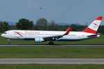 OE-LAT @ VIE - Austrian Airlines - by Chris Jilli