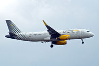 EC-LVT @ EGLL - Airbus A320-232(SL) [5612] (Vueling Airlines) Home~G 29/07/2014. On approach 27L. - by Ray Barber